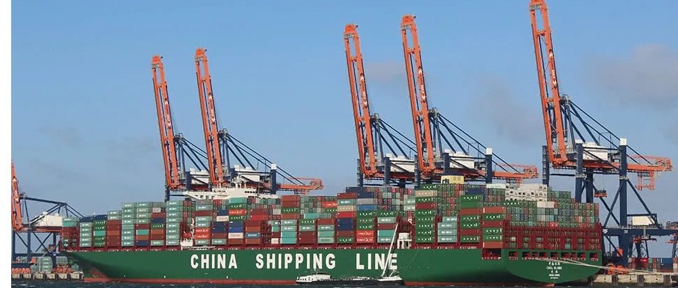 在贸易战中改革开放！