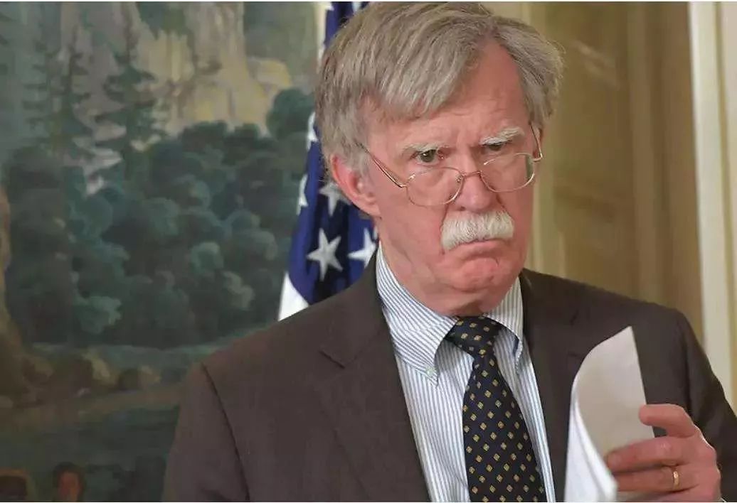 白宫极端鹰派人物被解雇，内幕如何？