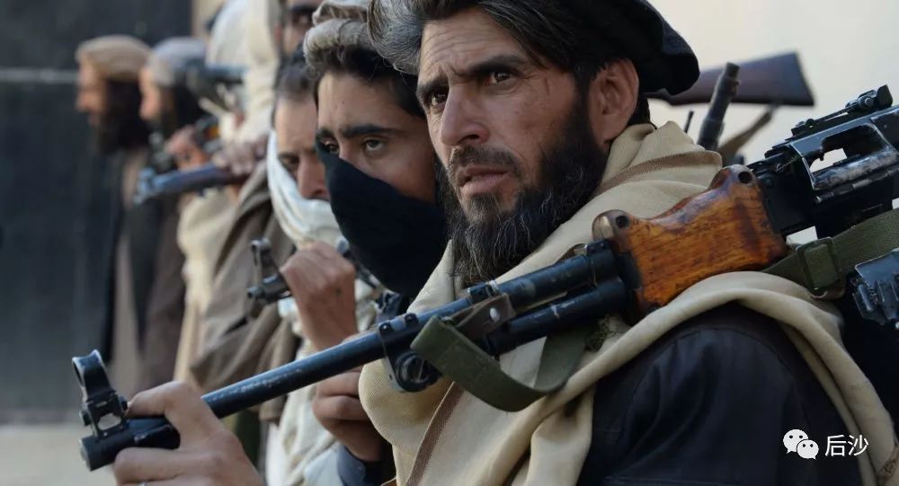 关键时刻，塔利班代表团来华，美国却与它相爱相杀！