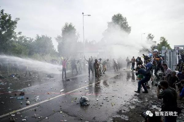 那一年，难民危机改变了德国！