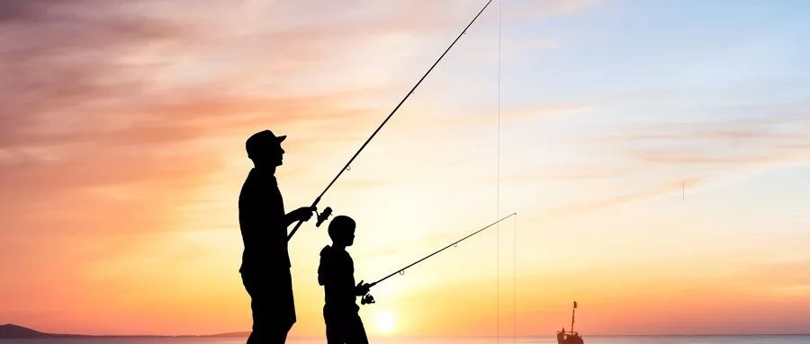 坐在路边鼓掌的孩子（深度好文）！