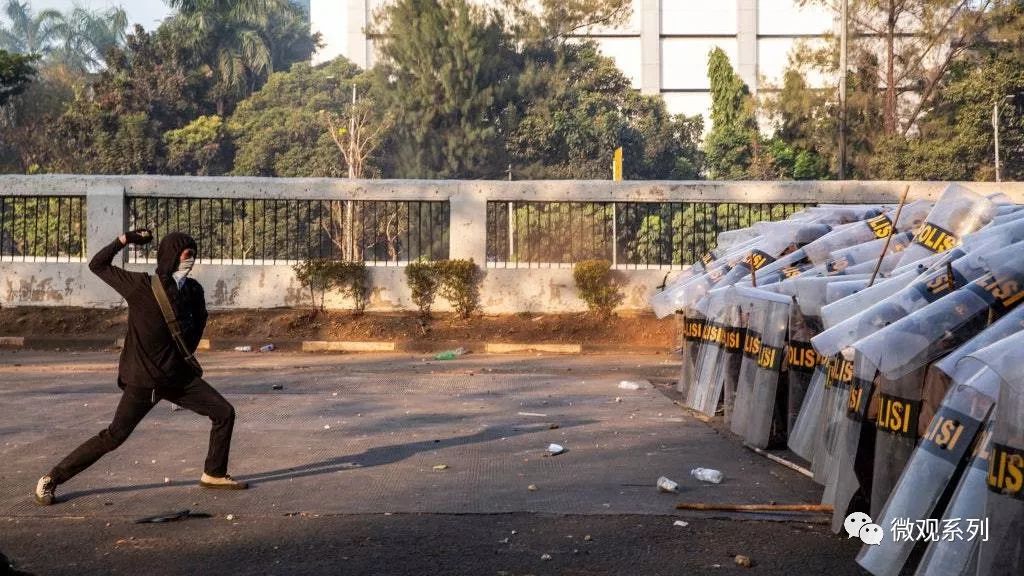 印尼全国大暴动：别想拿宗教控制我们！