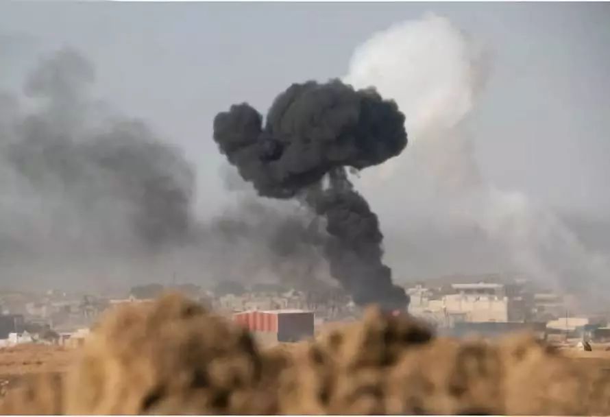 特朗普突然反悔，美军不撤了，影响巨大！