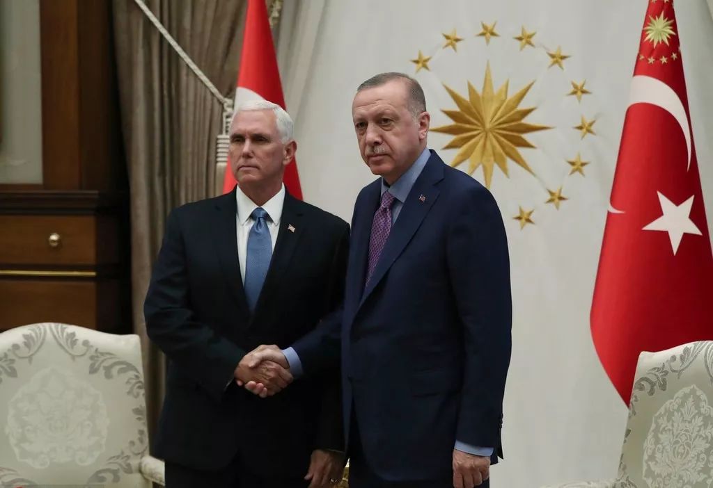 百年间，他们何以屡遭大国出卖与背叛？