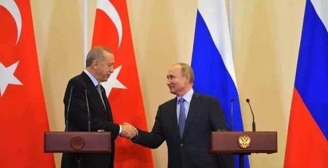 中俄土叙围三阙一，美国败走徒呼奈何！