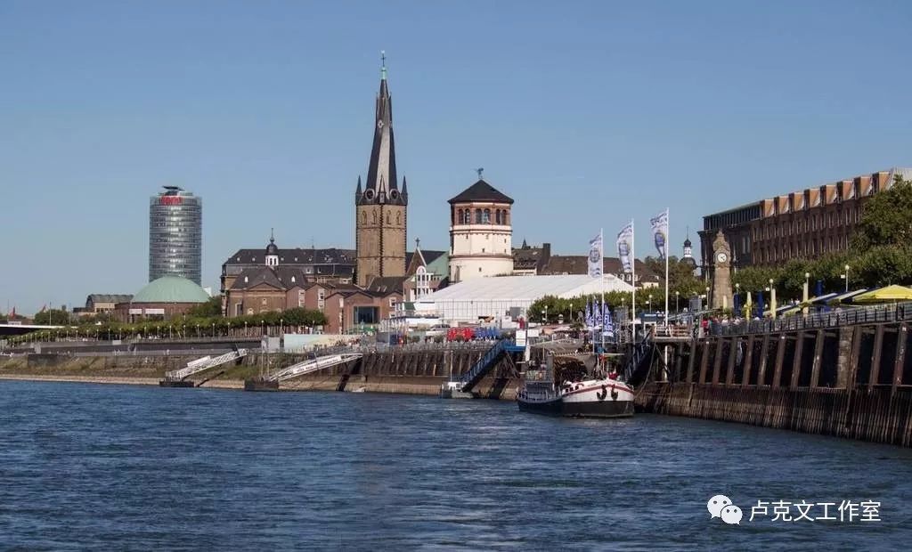 中国如何从西方控制的意识形态突围！