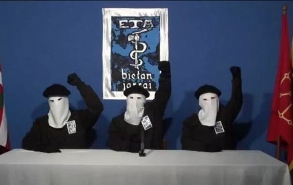 “把真主的旗帜插上白宫”——混合战争和颜色革命催生人类历史上最大的恐怖组织！