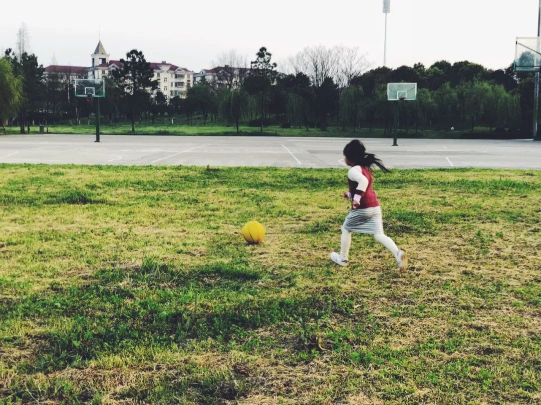 孩子优秀是逼出来的，熊孩子是惯出来的！