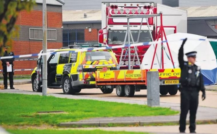 “死亡货车”终于真相，然而CNN的乱中阴谋还在继续...