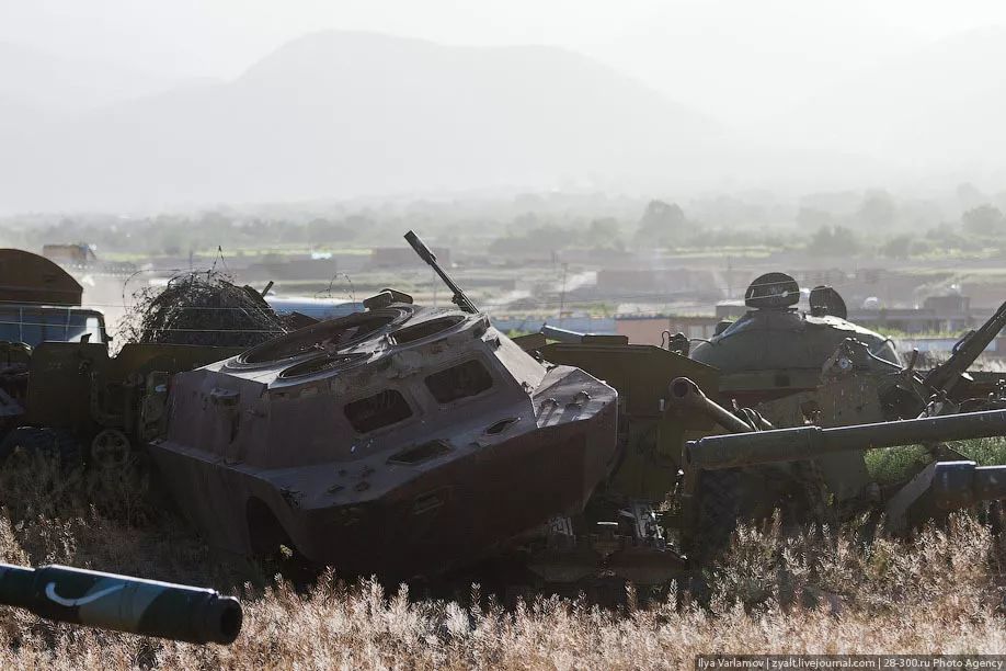 “击垮”苏联，美国18年“打不死”！塔利班为何来中国商谈和平？