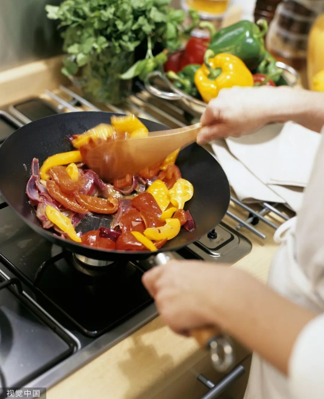 很多癌症都是“省”出来的！医生这些话道破真相！