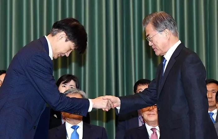 浸染鲜血的绝望——韩国司法改革的龙虎斗！