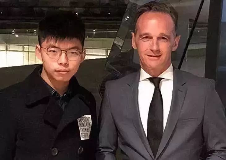 捅香港马蜂窝？这国外长活该被蜇得满头包！