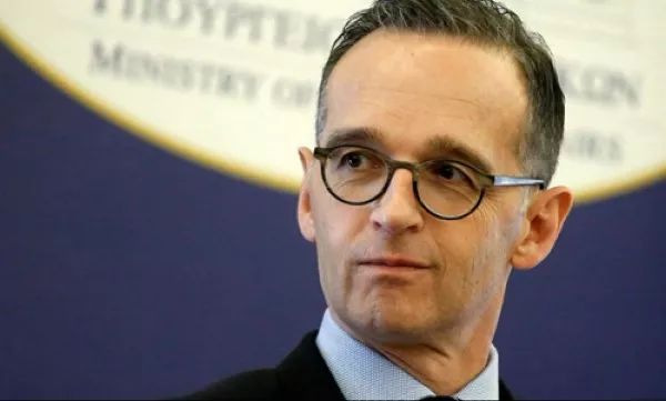 此人三番五次跟中国过不去，真实面目现在终于暴露了！