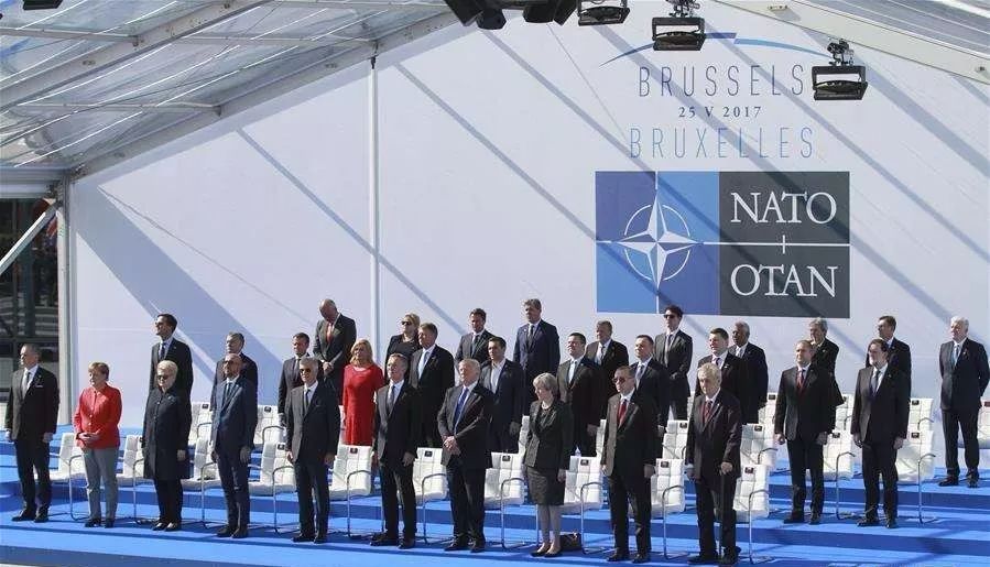 回望北约：一个时代“巨人”夕阳下的背影！