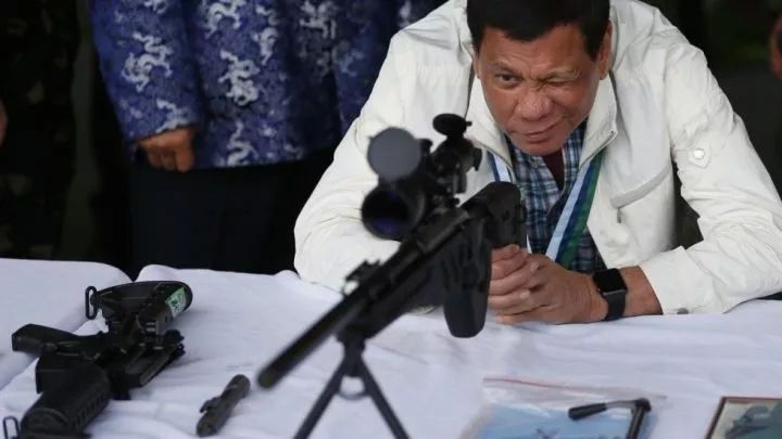 老杜罕见震怒，第一时间强硬出手，报复美国！