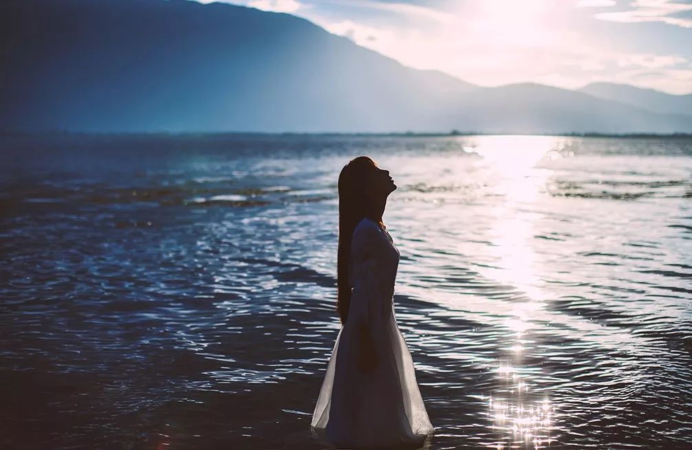 真正厉害的人，早把人生调成了“静音模式”！