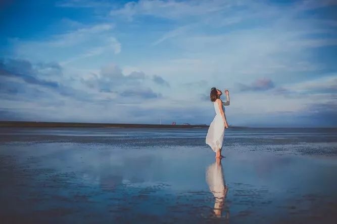 抬头与低头（好文）！