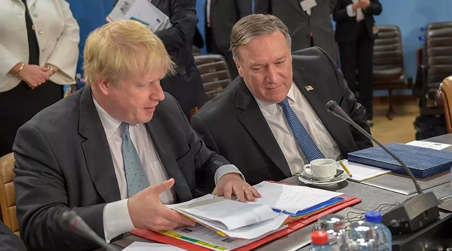 离开欧盟后的英国，变成了国际政治舞台上的猎物！