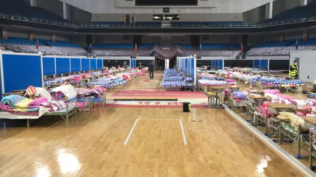 武汉决战时刻，特朗普却发出特殊信号！