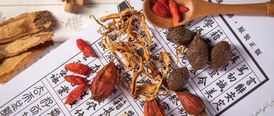 老祖宗留下的100个治病秘方，最好背下！很珍贵！