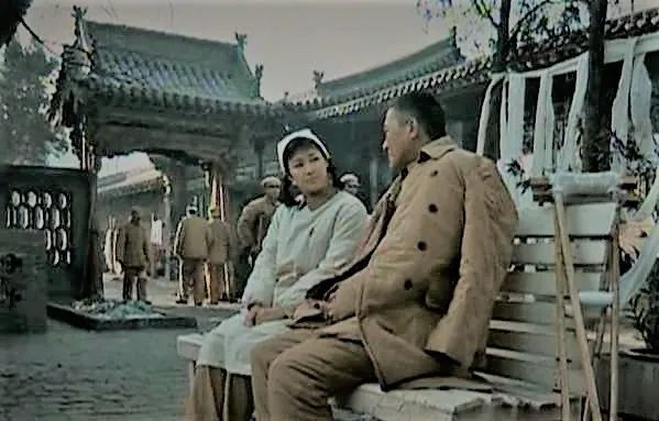 反思：不对顽疾亮剑，就对不起巨大牺牲！