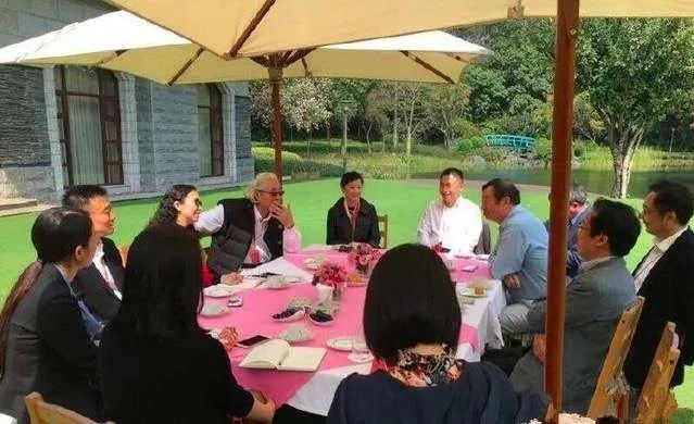 任正非：力出一孔！