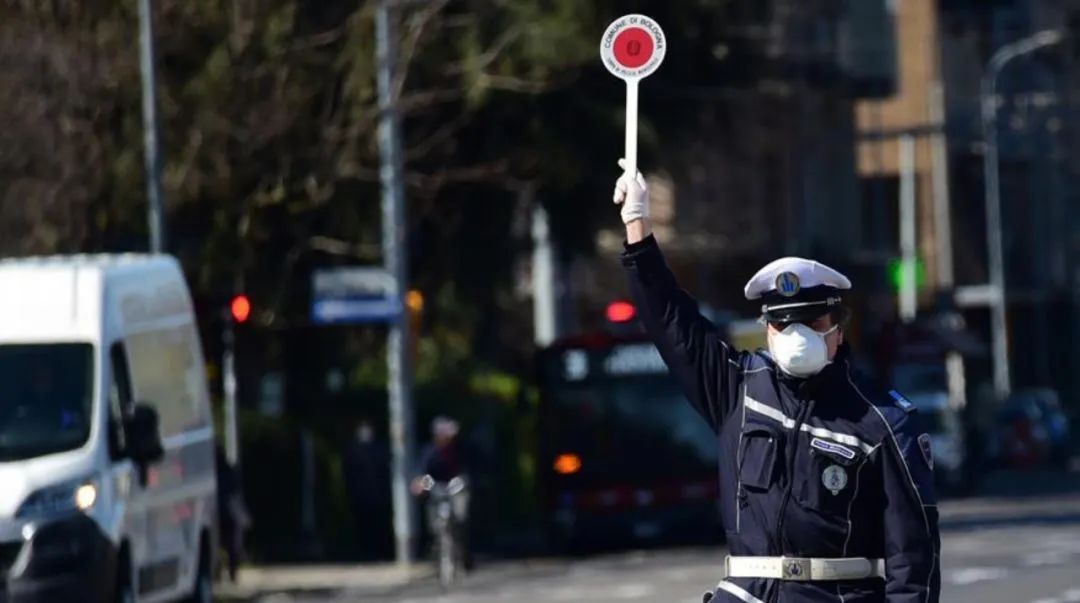 若美国此刻放弃领导世界, 可能的接盘方案会是什么?