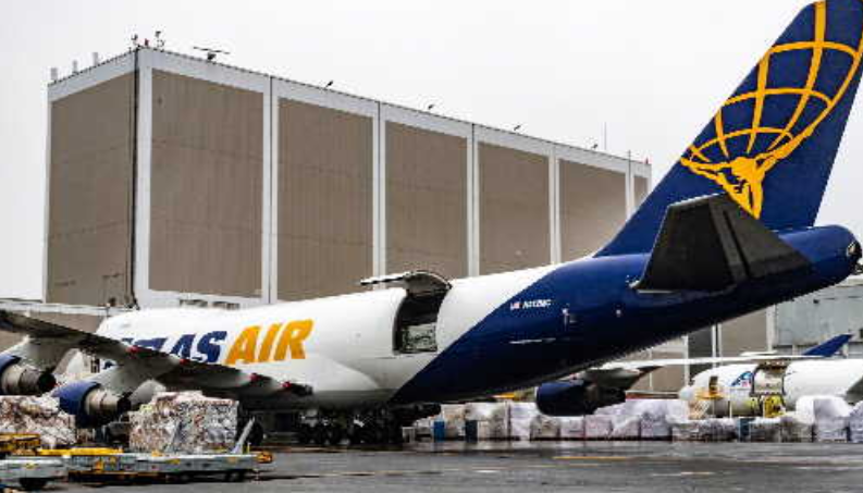 “特”事特办，80吨中国救疫物资飞抵纽约！