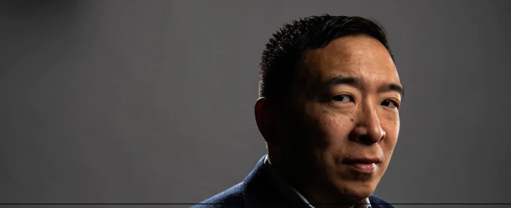 杨安泽为何对身为亚裔感到羞耻？