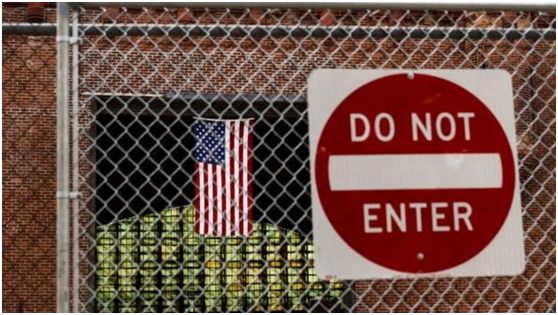 灯塔国这道禁令一出，多少崇美派心碎！