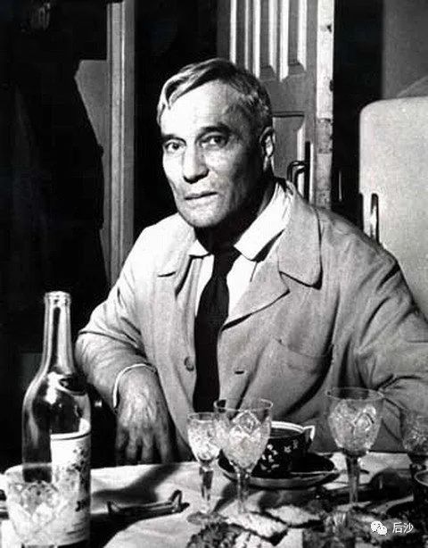 苏联叛徒作家，却成了西方的宠儿，并得到诺奖加持！