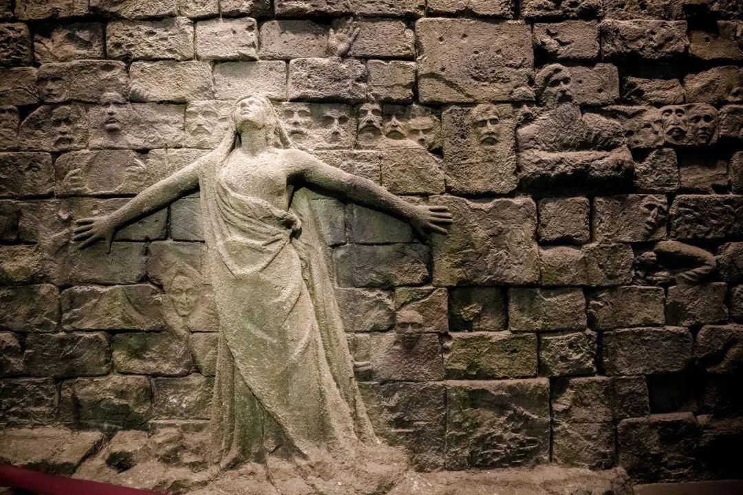 魔鬼的考卷：新冠疫情检验出制度成色！