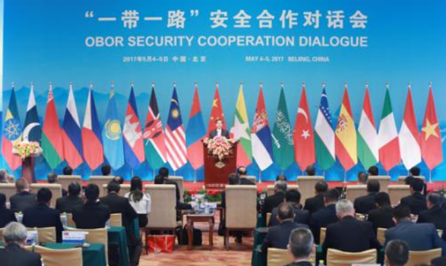 应对中西方“合竞”新常态，我们必须学会“边打耳光边握手”的新思维！