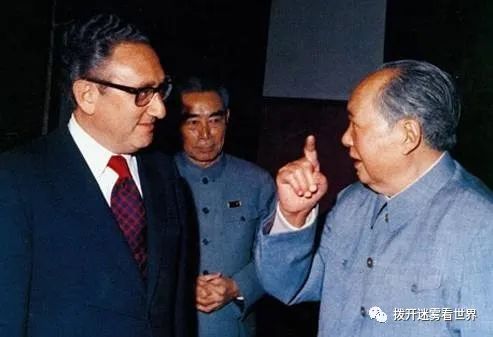 毛主席：独立自主的中国，才能战无不胜！