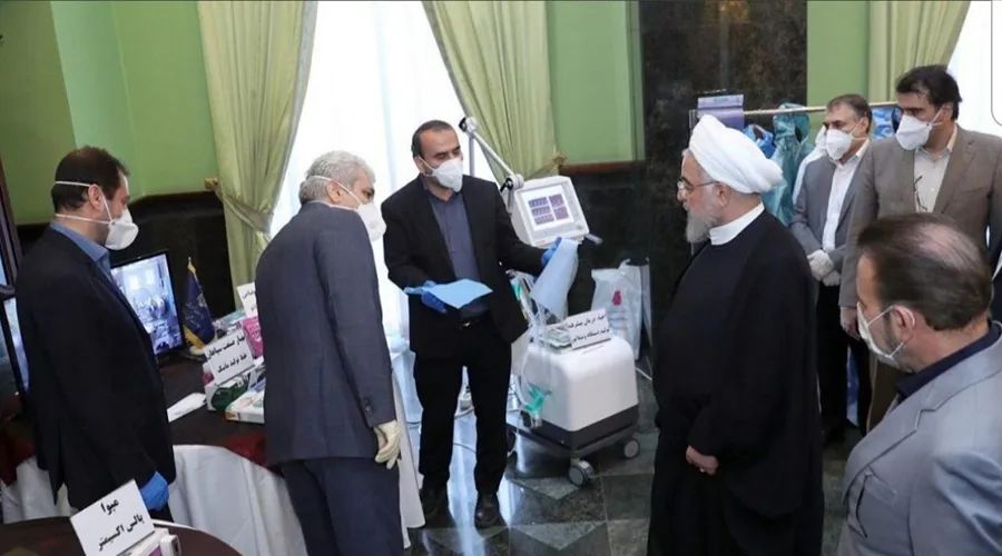 三重打击之下，陷入绝境的伊朗是如何自救的？