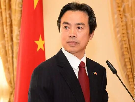 驻以大使突然去世，我们应向外交战线的同志们致以崇高敬意！