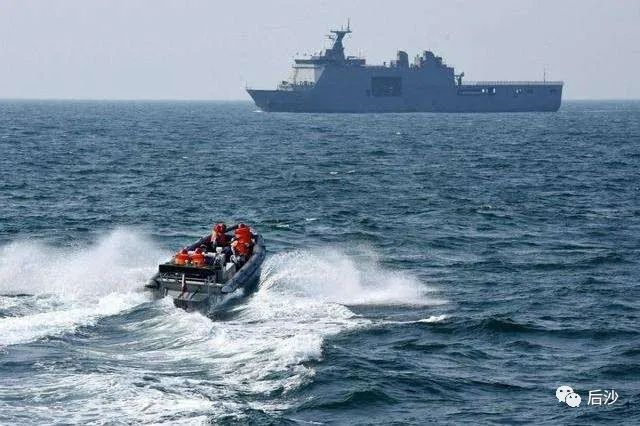 尼日利亚海军解救我国渔船，几内亚湾需要中国海军护航！