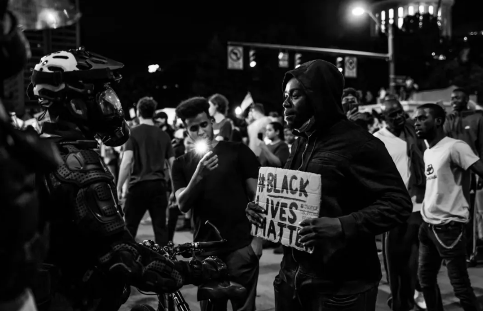 美国大暴乱，结局会走向哪里？