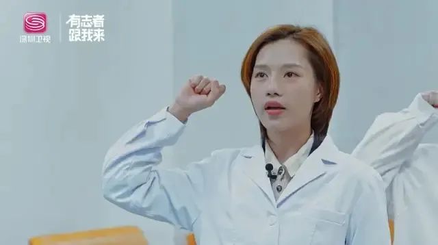64个摄像头，这部点击量超6000万的纪录片，全方位记录了新手医生的日常！