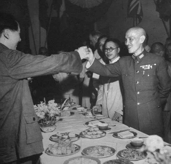 1958：世界格局下的金门炮战！