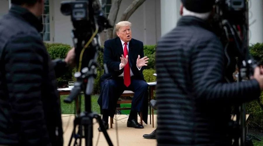 做了3年总统的政坛新人特朗普！