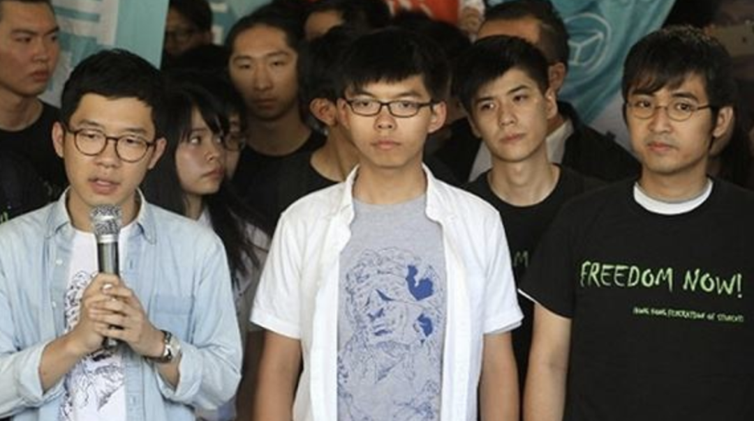 对于那些“精神外国人”，我们鼓励他们移民！