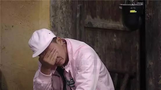 有很多父亲，今天一点都不快乐！