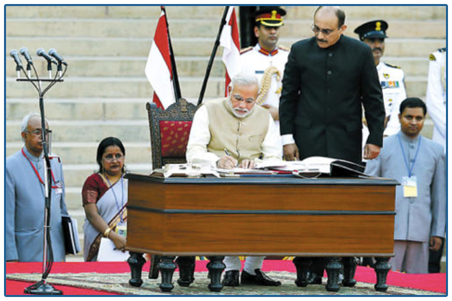 扣留商品、封杀应用，“亚洲最强国”印度为啥这时候对中国下手？