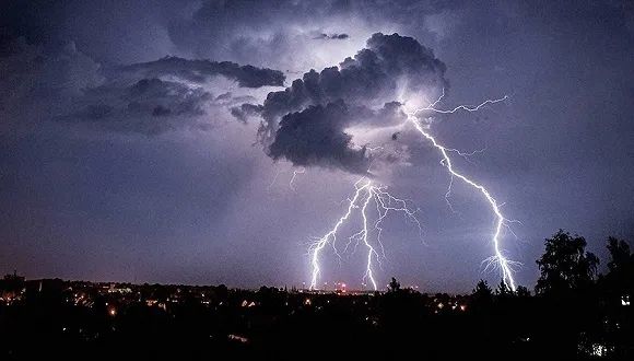 中印谈判今天有突破，但印度还在做火上浇油的事！