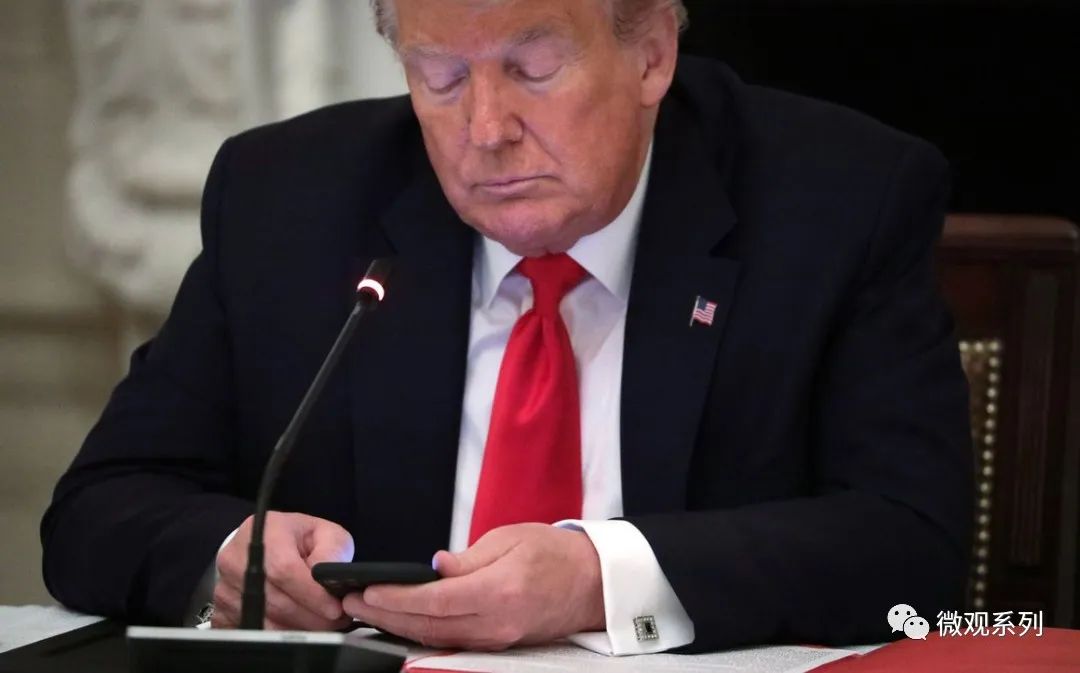 从民调上看，特朗普输的一塌糊涂！