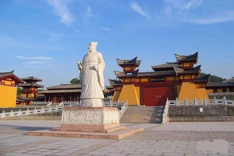 一个国家的霸业是怎样完成的？