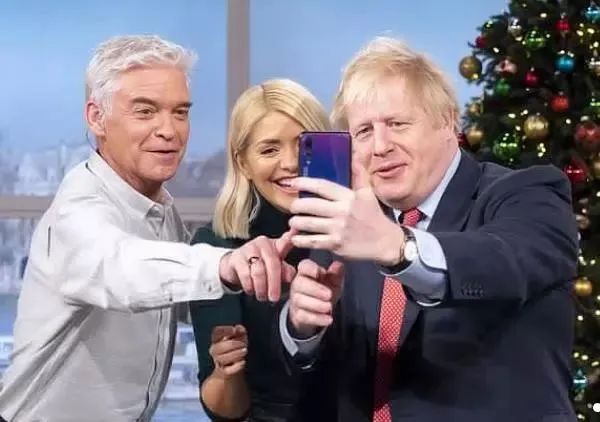 英国宣布禁止华为，中国有必要给英国一点教训！