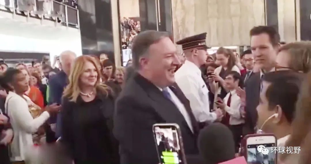 蓬佩奥疯狂反华的原因曝光！